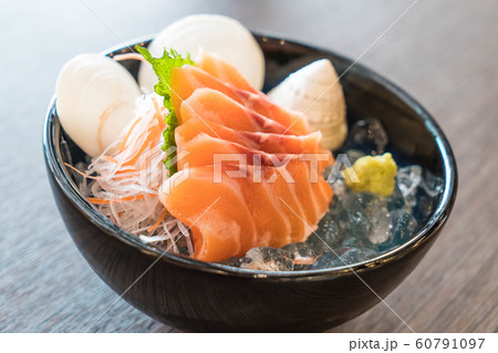 fresh salmon sashimi 60791097
