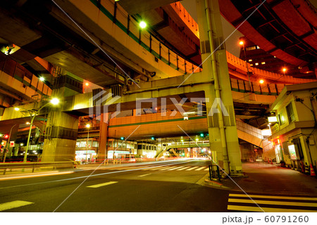 首都高速道路 箱崎ジャンクションの夜景 首都高速道路 箱崎ジャンクションの夜景 60791260