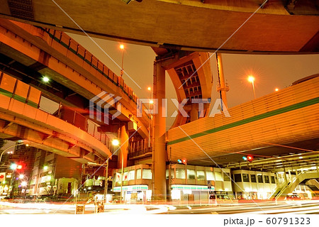 首都高速道路  箱崎ジャンクションの夜景 60791323