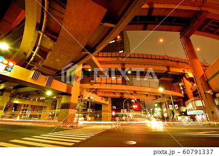 首都高速道路 箱崎ジャンクションの夜景 首都高速道路 箱崎ジャンクションの夜景 60791337
