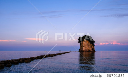 見附島 (夕景) 見附島 (夕景) 60791885