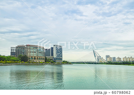 Lake view of Seri Wawasan Bridge in Putrajaya, Lake view of Seri Wawasan Bridge in Putrajaya, 60798062