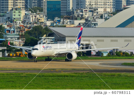 Airplane at Saigon Airport, Vietnam 60798311