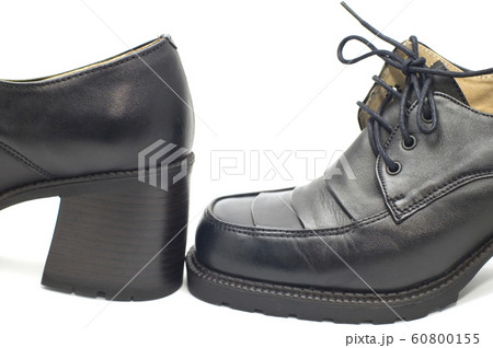 high-heeled 60800155