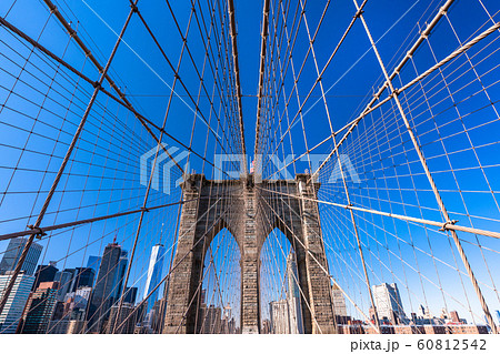 《ニューヨーク》マンハッタンの摩天楼・ブルックリンブリッジ 《ニューヨーク》マンハッタンの摩天楼・ブルックリンブリッジ 60812542