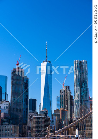《ニューヨーク》マンハッタンの摩天楼・ブルックリンブリッジ 《ニューヨーク》マンハッタンの摩天楼・ブルックリンブリッジ 60812561