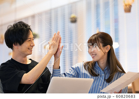 ミーティング 男女 Tシャツ エンジニア ミーティング 男女 Tシャツ エンジニア 60820683