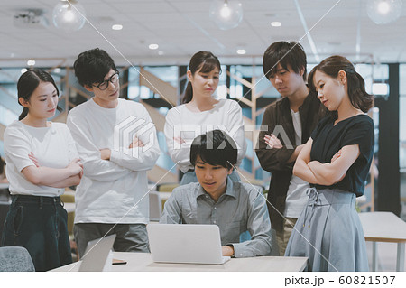 ビジネスチーム 60821507