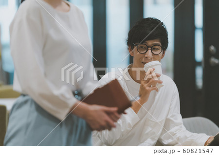 コワーキング フリーアドレス コワーキング フリーアドレス 60821547