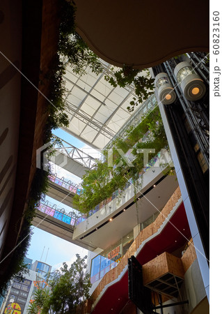 大阪の商業施設（BIG STEP） 60823160