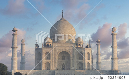 Taj Mahal 60824003