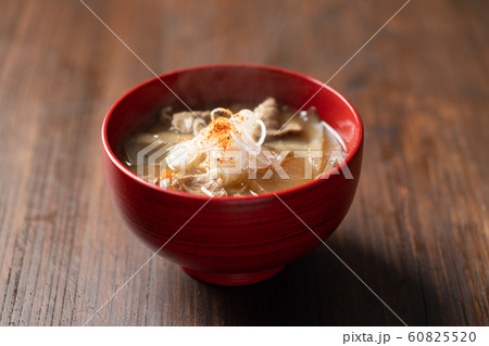 豚汁 60825520