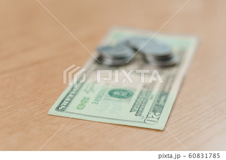 Ukrainian coins in a hundred dollar denomination 60831785