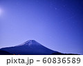 朝霧高原　富士山 60836589