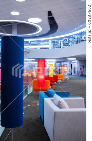 アート 芸術 図書館 60837662