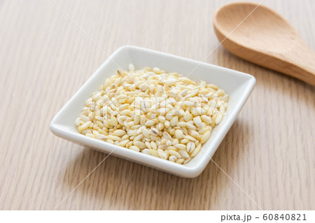 米粒麦 米粒麦 60840821