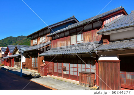熊川宿 下ノ町 鯖街道 古い街並み 熊川宿 下ノ町 鯖街道 古い街並み 60844277