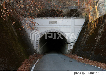 旧御坂トンネル 心霊スポット 河口湖側 山梨県の写真素材