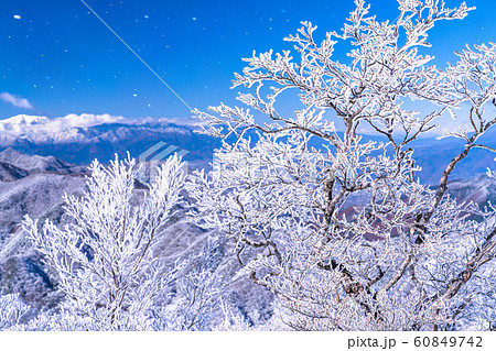 《山梨県》霧氷の森・三つ峠 60849742