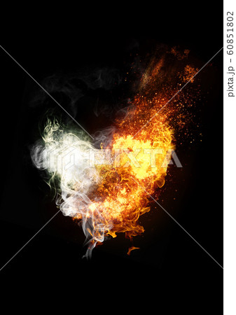 炎と煙が合体したハートの形 60851802