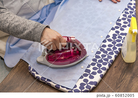【アイロンがけ】 60852005