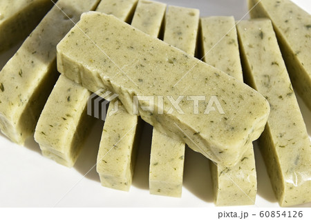 よもぎ餅 60854126