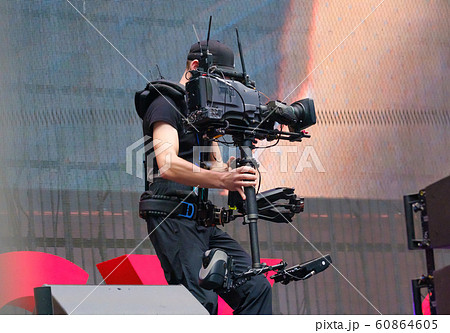 Steadicam camera man online broadcasting Steadicam camera man online broadcasting 60864605