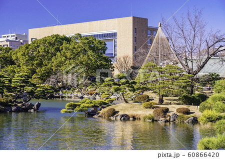 （東京都）清澄庭園　雪釣り 60866420