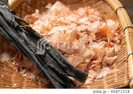 昆布と鰹削り節 昆布と鰹削り節 60871518