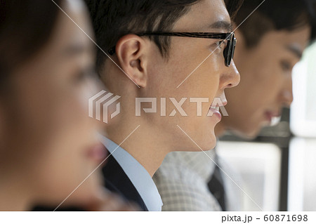 韓国人 若い男 若い男性 60871698
