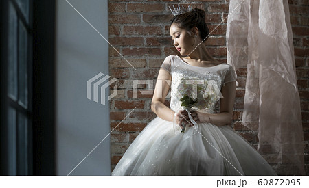 韓国人 女性 女 60872095