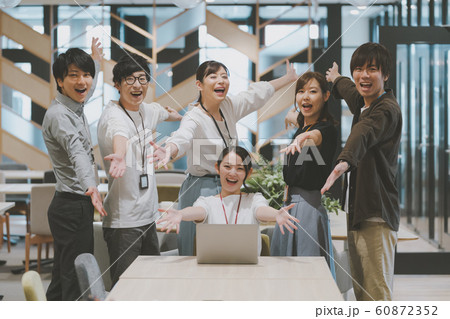 社員一同 社員一同 60872352