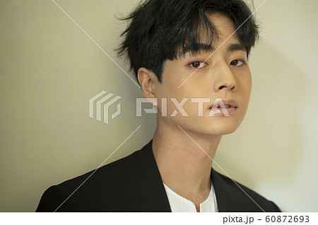 男 男性 男の子 60872693