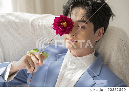 男 男性 男の子 60872849
