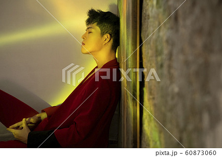 男 男性 男の子 60873060