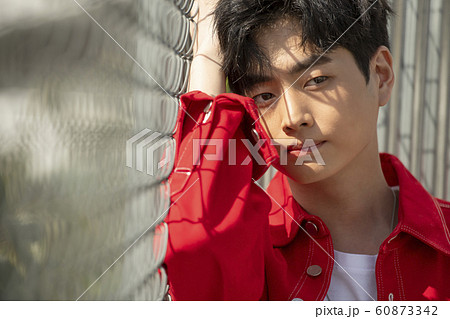 男 男性 男の子 60873342