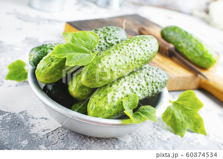 cucumbers 60874534