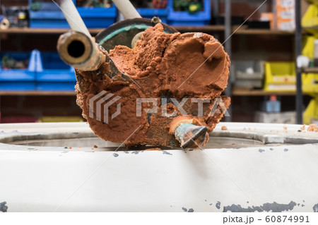 resistance of the boiler is under the lime 60874991