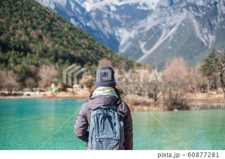 Young woman traveler traveling at Blue Moon 60877281