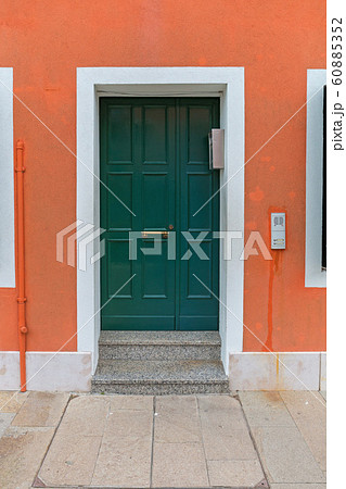 Green Door Green Door 60885352