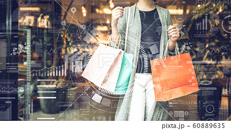 買い物 商業施設イメージ 撮影協力:TENOHA DAI 買い物 商業施設イメージ 撮影協力:TENOHA DAI 60889635