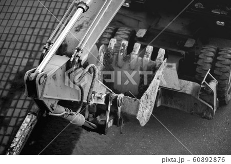 Bucket hydroexcavator in operation 60892876