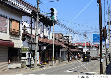 福島　会津若松　古い街並み 60893680