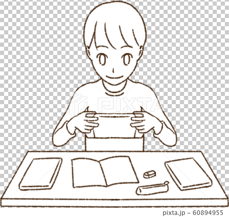 勉強するこども 男の子 笑顔 ゲームしている 60894955