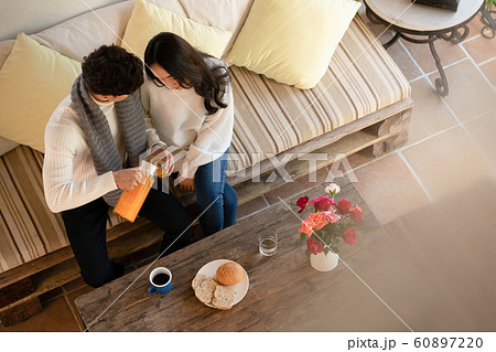 カップル ライフスタイル カップル ライフスタイル 60897220