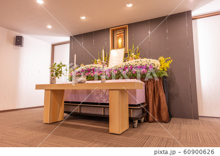 祭壇・お葬式・通夜・式場・告別式・葬儀・葬祭 ・家族葬・供花・花・生花 祭壇・お葬式・通夜・式場・告別式・葬儀・葬祭 ・家族葬・供花・花・生花 60900626