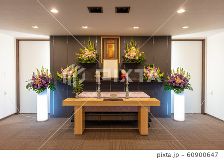 祭壇・お葬式・通夜・式場・告別式・葬儀・葬祭 ・家族葬・供花・花・生花 祭壇・お葬式・通夜・式場・告別式・葬儀・葬祭 ・家族葬・供花・花・生花 60900647