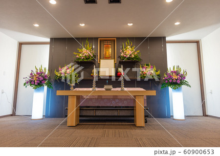 祭壇・お葬式・通夜・式場・告別式・葬儀・葬祭 ・家族葬・供花・花・生花 祭壇・お葬式・通夜・式場・告別式・葬儀・葬祭 ・家族葬・供花・花・生花 60900653