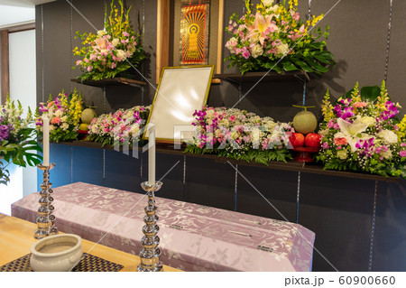 祭壇・お葬式・通夜・式場・告別式・葬儀・葬祭 ・家族葬・供花・花・生花 60900660