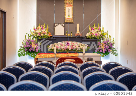 斎場・祭壇・お葬式・通夜・式場・告別式・葬儀・葬祭 ・家族葬・供花・花・生花 斎場・祭壇・お葬式・通夜・式場・告別式・葬儀・葬祭 ・家族葬・供花・花・生花 60901942
